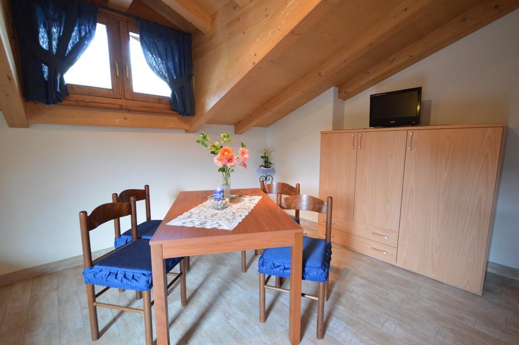 Casa Fiorella リヴィーニョ 部屋 写真