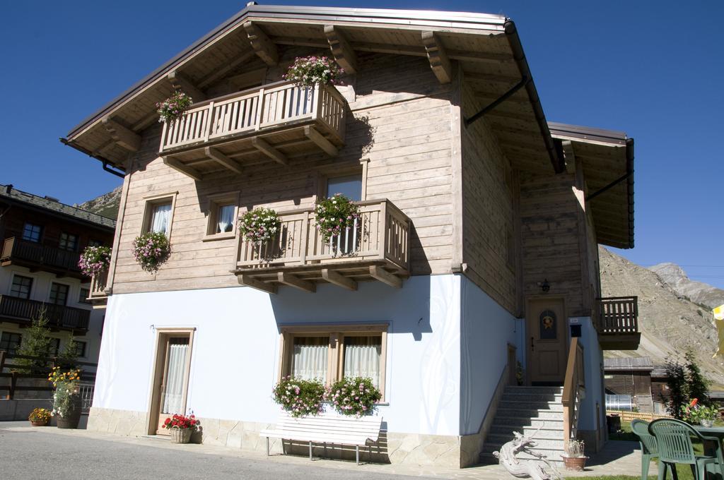 Casa Fiorella リヴィーニョ エクステリア 写真