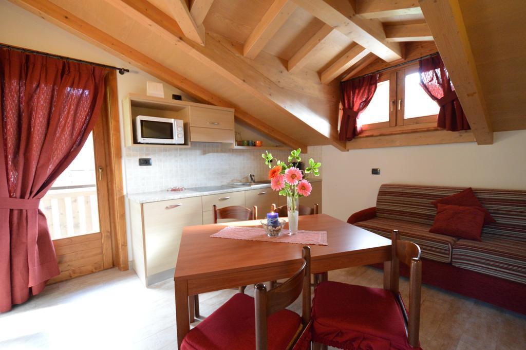 Casa Fiorella リヴィーニョ 部屋 写真