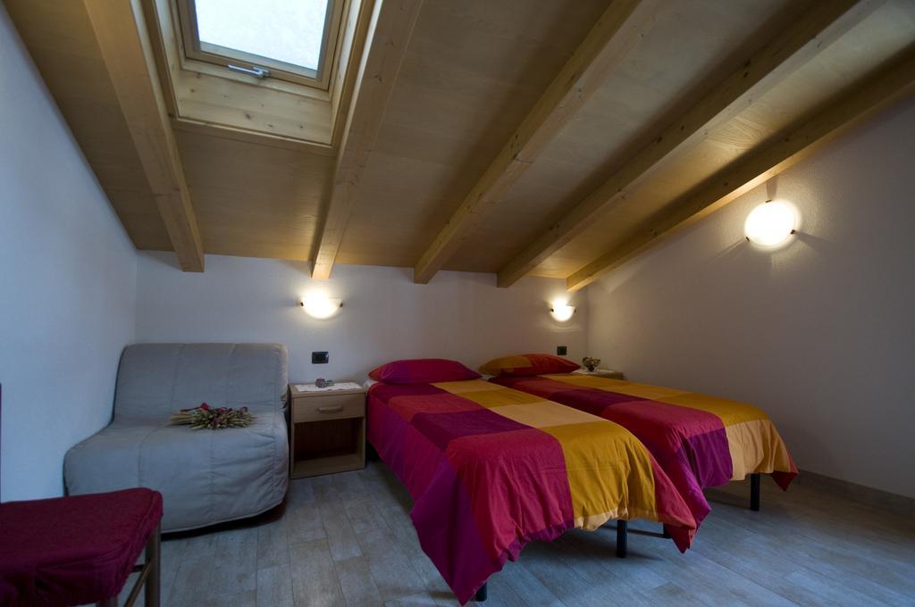 Casa Fiorella リヴィーニョ 部屋 写真